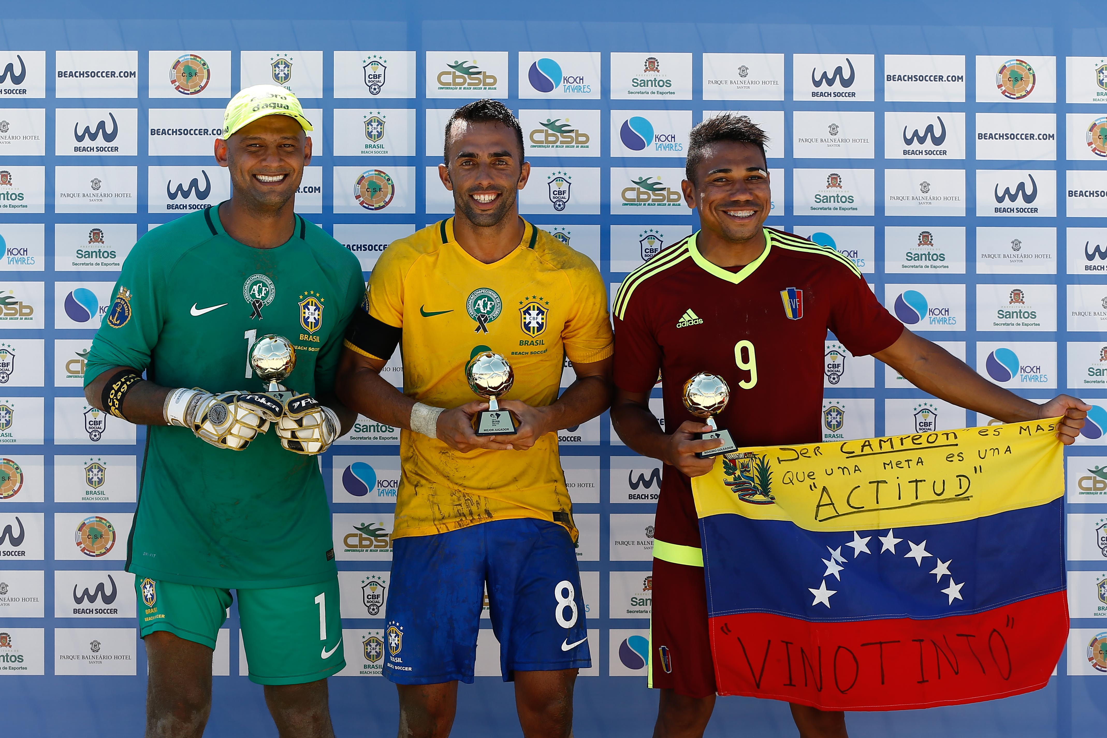 Brasil goleia Paraguai e fecha ano perfeito com o 11º título da Copa América em Santos