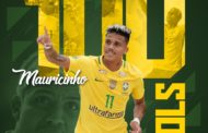 Mauricinho chega aos 100 gols pelo Brasil