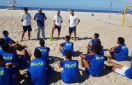 Seleções adulta e sub-20 iniciam treinos em Copacabana